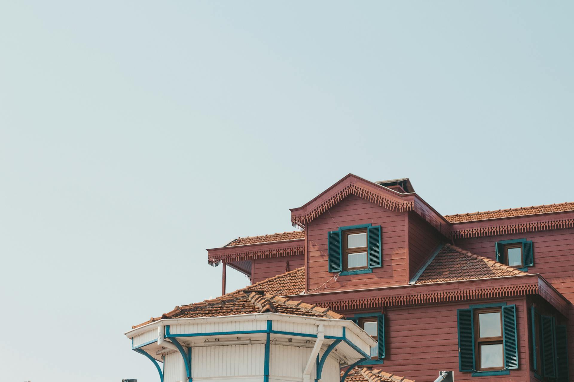 brown wooden house