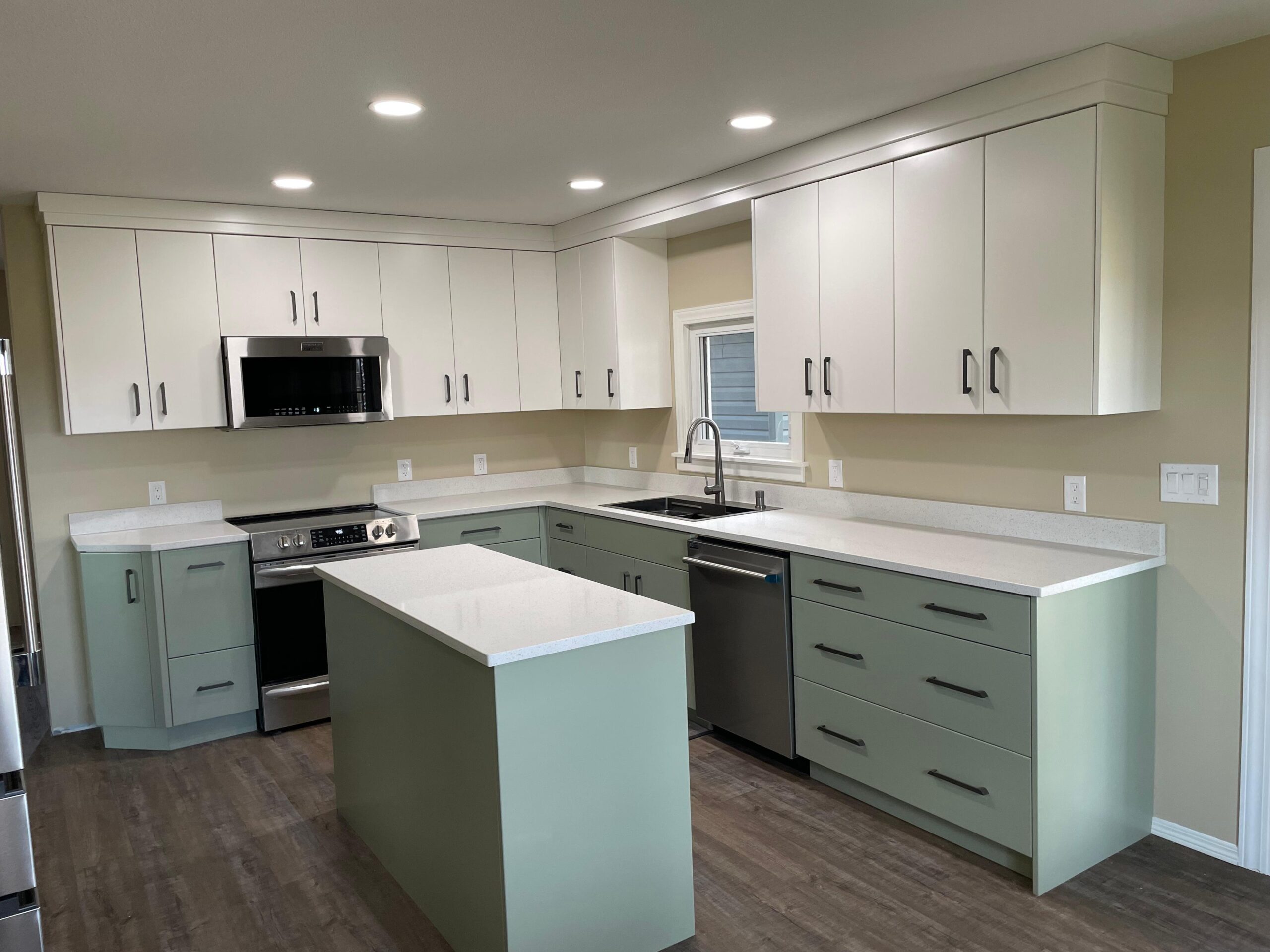 cabinet refacing Saskatoon kitchen doors drawer fronts replacement
