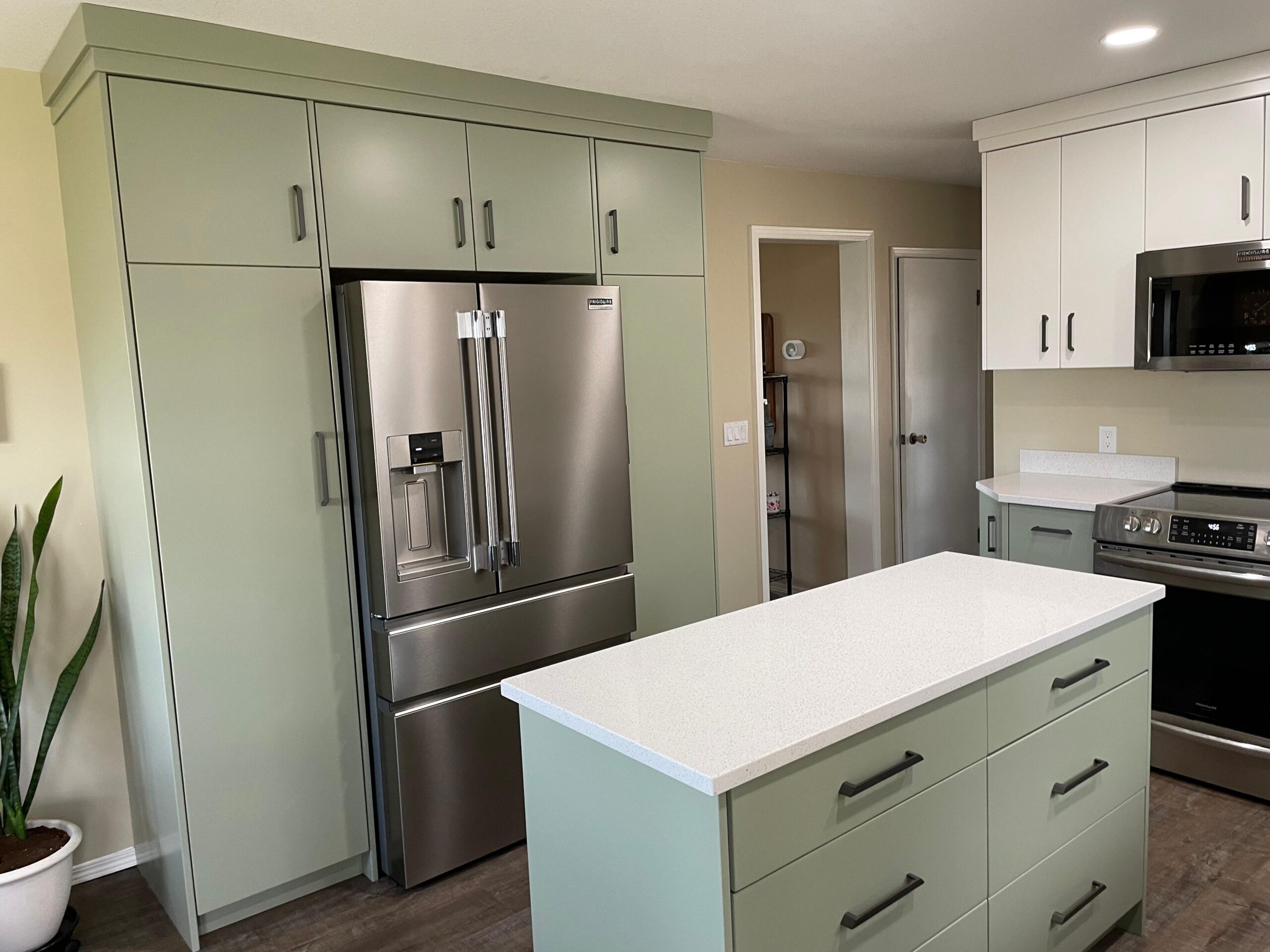 custom cabinets new home build Saskatoon kitchen installation